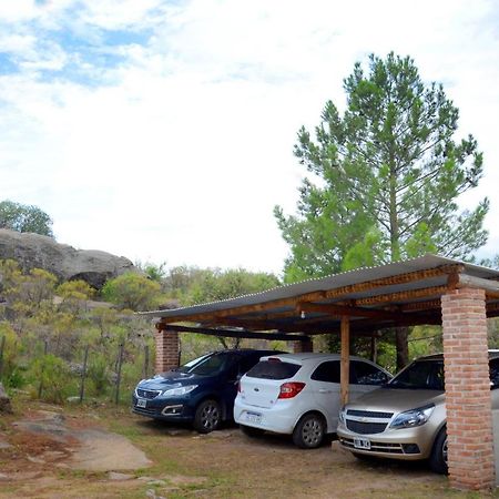 La Toma Complejo De Montana - Cabanas Y Habitaciones En Hosteria Mina Clavero Eksteriør billede