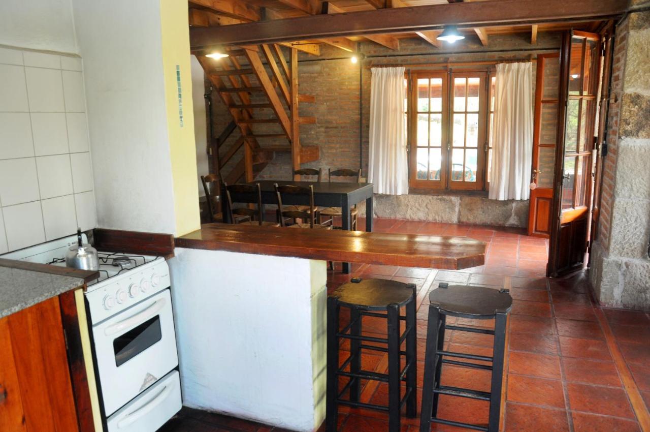 La Toma Complejo De Montana - Cabanas Y Habitaciones En Hosteria Mina Clavero Eksteriør billede