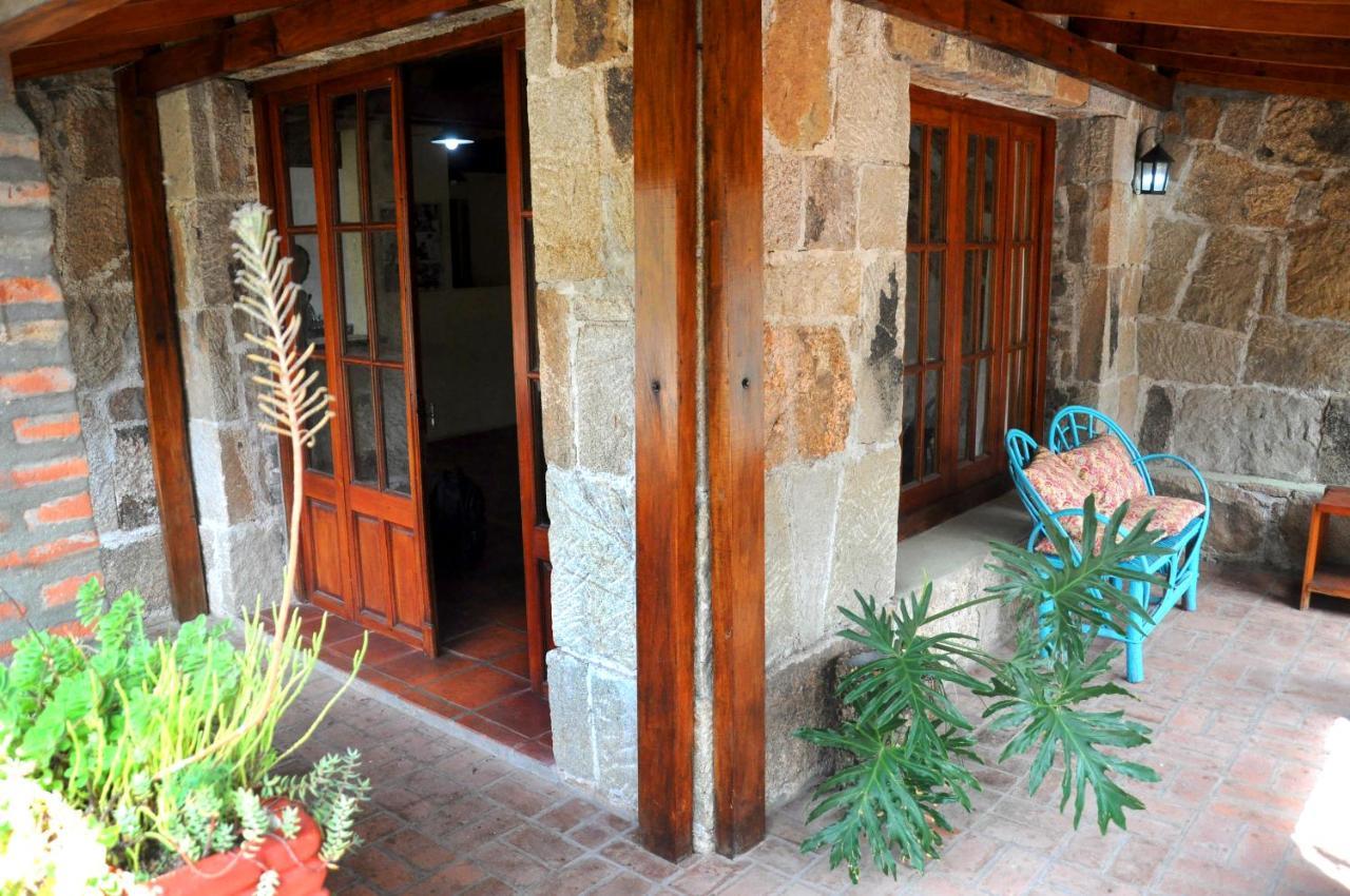La Toma Complejo De Montana - Cabanas Y Habitaciones En Hosteria Mina Clavero Eksteriør billede