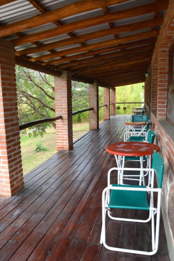 La Toma Complejo De Montana - Cabanas Y Habitaciones En Hosteria Mina Clavero Eksteriør billede