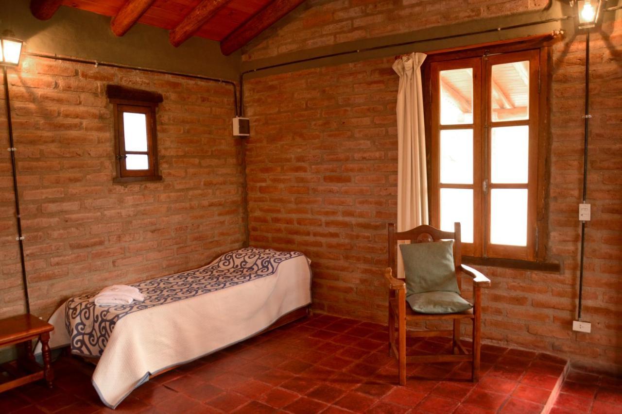 La Toma Complejo De Montana - Cabanas Y Habitaciones En Hosteria Mina Clavero Eksteriør billede