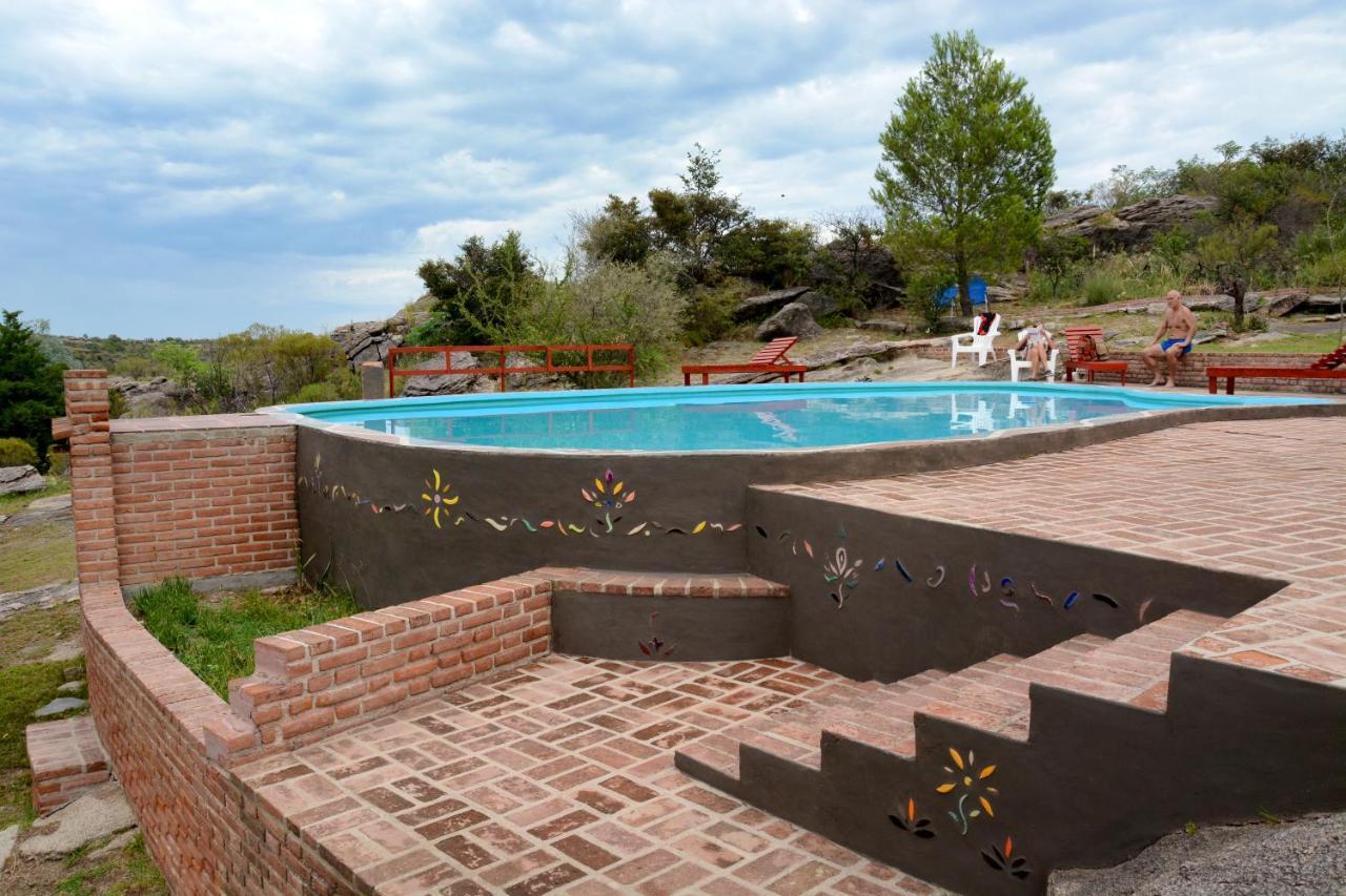 La Toma Complejo De Montana - Cabanas Y Habitaciones En Hosteria Mina Clavero Eksteriør billede
