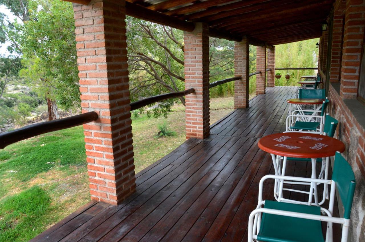 La Toma Complejo De Montana - Cabanas Y Habitaciones En Hosteria Mina Clavero Eksteriør billede