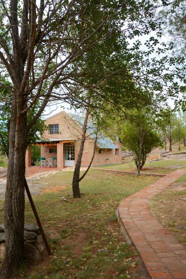 La Toma Complejo De Montana - Cabanas Y Habitaciones En Hosteria Mina Clavero Eksteriør billede